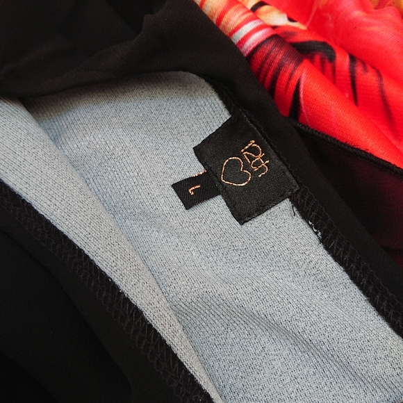 . Floral Maxi Dress various sizes.. - Picture 11 of 15